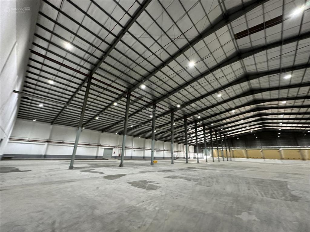 Cho thuê 12000m2 xưởng may kcn sóng thần 2