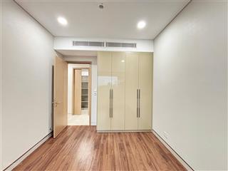 3pn căn góc 20,5 tỷ140m2thang máy tận cửa sẵn key xem 24/24