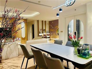 Bán căn hộ cao cấp 168m2 thang máy riêng view sân golf