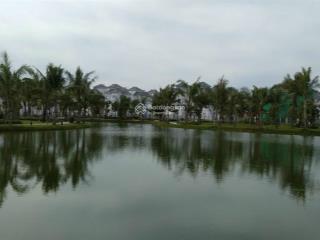 Chị sếp em gửi bán biệt thự đơn lập view hồ vinhomes green villas 284m2  sẵn sổ đỏ  95 tỷ (ko ảo)