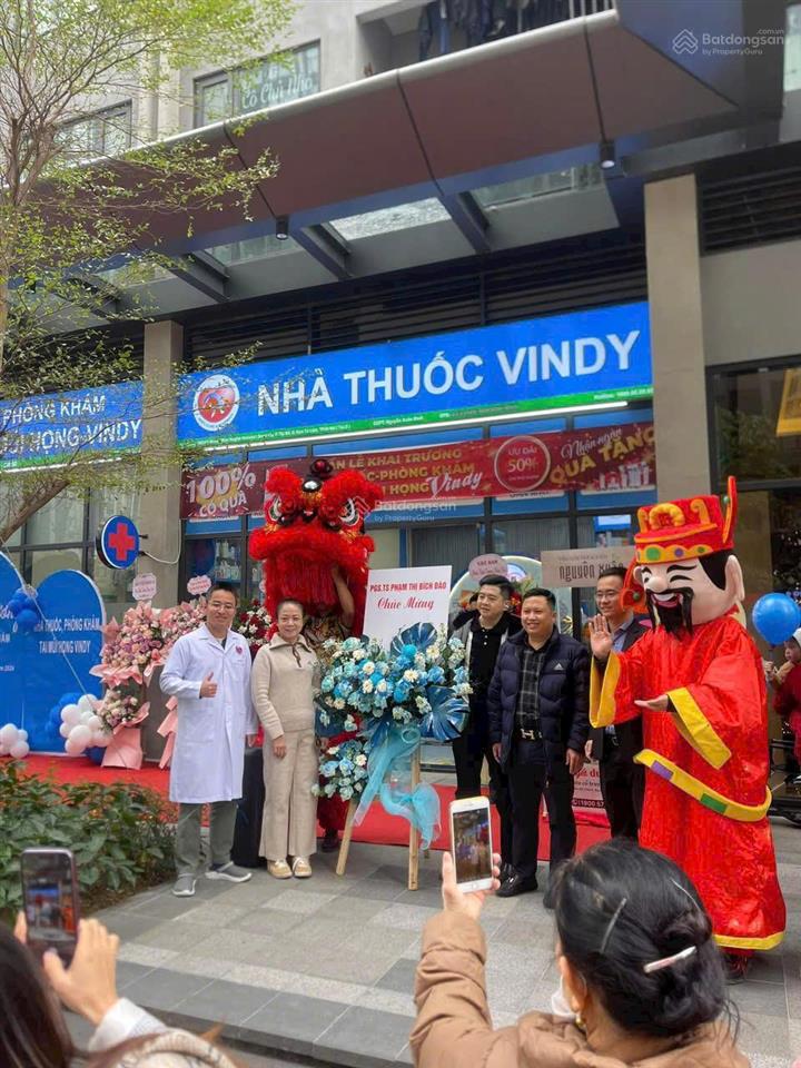 Em còn 2 căn shophouse  sổ đỏ vĩnh viễn  view bể bơi  ký trực tiếp cđt  đối 2 tòa (nhỉnh 11 tỷ)