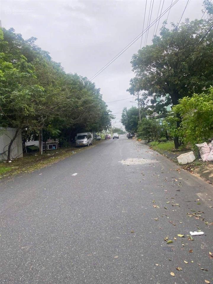 Bán nhà cấp 4 mặt tiền đường 10.5m trần triệu luật