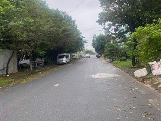 Bán nhà cấp 4 mặt tiền đường 10.5m trần triệu luật