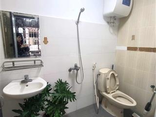 Căn hộ 3 ngủ trong tòa biệt thự sân vườn hào nam  65 m2