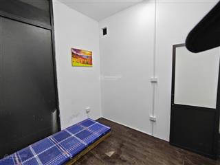 Phòng trọ 2.3 tr 2.7tr 49 huỳnh thúc kháng ngõ ô tô, khóa vân tay đủ đồ