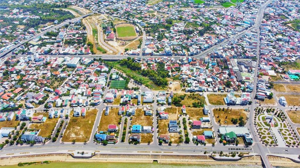 Cần bán lô đất tại khu đô thị nam sông cái giá chỉ 14,5tr/m2. vị trí đối diện khu tái định cư