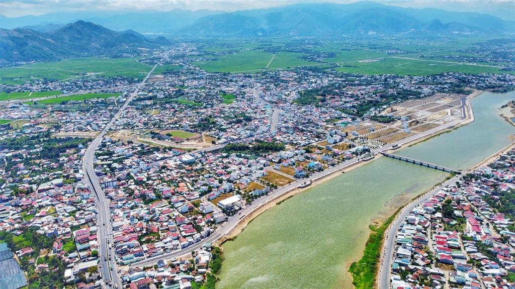 Cần bán lô đất tại khu đô thị nam sông cái giá chỉ 14,5tr/m2. vị trí đối diện khu tái định cư