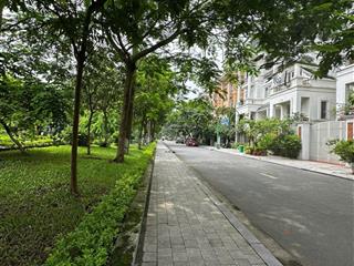 Bán biệt thự 130m2 giá cực số 17.x tỷ. căn có đơn giá tốt nhất thời điểm hiện tại.
