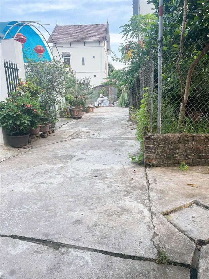 Hàng hiếm 50m2 thôn phi liệt liên nghĩa văn giang hưng yên, đường ô tô vào thoải mái