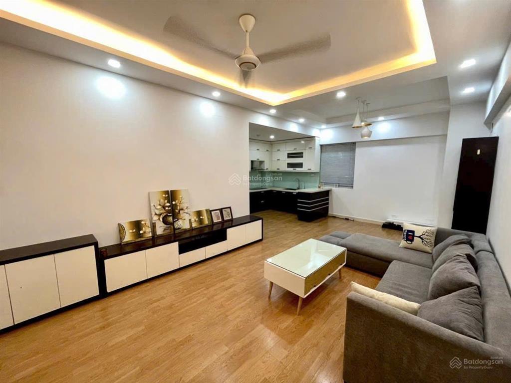 Bán cc 75m2 tại n03ngoại giao đoàn, 8,6 tỷ, 2pn, 2wc, hướng bắc, tiện ích đầy đủ