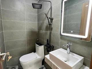 Cần bán gấp căn hộ tầng trung căn góc 60m2, 2pn 2wc giá 2.6x tỷ