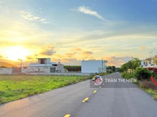 Thị trấn phước hải  cạnh khu nhà nghỉ dưỡng phan gia  cách tl44b chỉ 500m  8621m2  91m x 82m