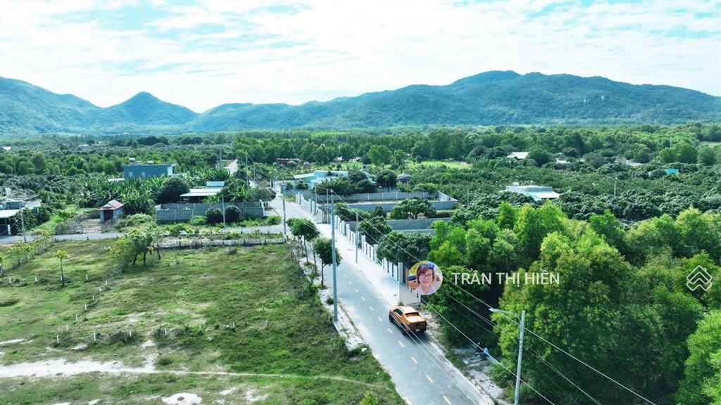 Vườn xoài thị trấn phước hải  gần biển phước hải  10x50m  đã xây rào cổng kiên cố