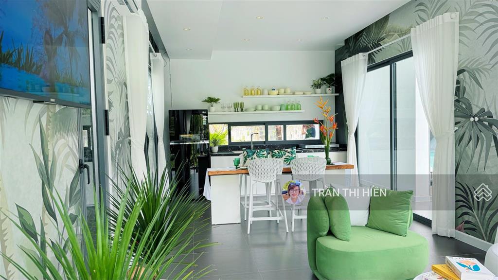 Bán căn villa hồ bơi mt đường nguyễn huệ gần biển phước hải  511m2  11.5x44m