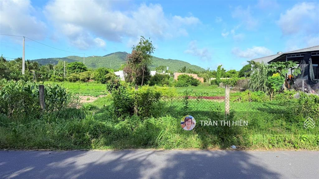 Thị trấn phước hải  brvt, đi biển chỉ 5km  dt 522m2  15x34m  sẵn 120m2 thổ cư