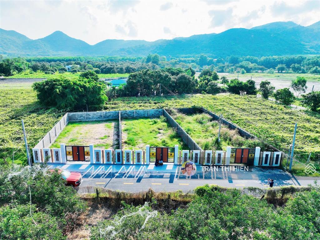 Thị trấn phước hải  ngay hồ sở bông  cách lan rừng resort chỉ 3km  dt 10x26m = 258m2