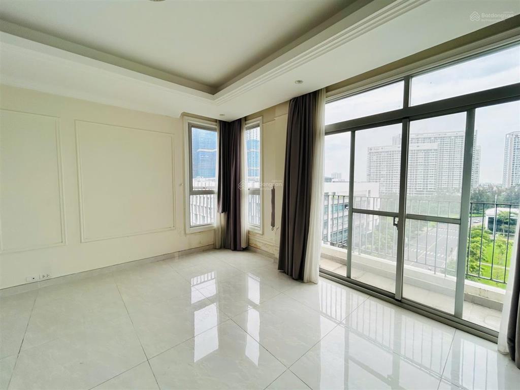 Lê phương 0903 036 *** cần bán nhanh penthouse star hill, pmh, 214m2, 3pn, giá 20 tỷ + ô xe hơi
