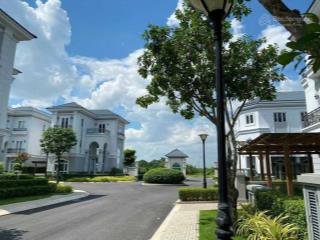 Biệt thự đơn lập view sông khu compound sol villas quận. dt 264m2, giá 31.5 tỷ.  0902 802 ***