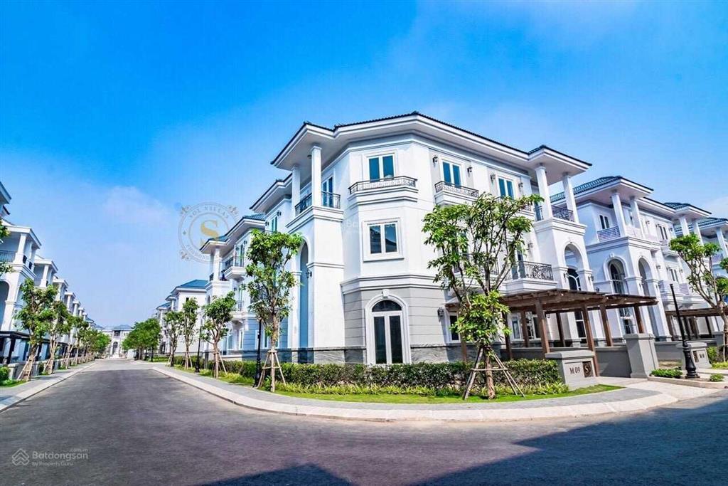Biệt thự sol villas, căn góc trực diện ngay hồ bơi, vị trí cực đẹp giá tốt.  0902 802 ***