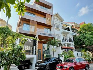 Cho thuê nguyên căn đẹp gần vòng xoay trần não 10m x 20m hầm trệt 3 lầu, thang máy