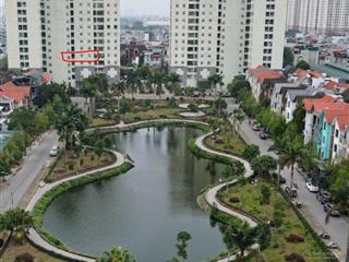 Chính chủ, bán chung cư kđt cầu bươu, cuối đường phùng hưng, hà đông, view hồ, 112m2, 3 pn, 4.5 tỷ