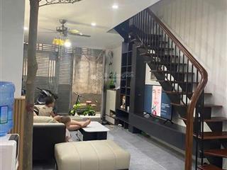Bán nhà phùng khoang, trung văn, gần lương thế vinh, 30m ra ô tô tránh, 45m2, 4 tầng, 8.8 tỷ có tl