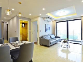Giảm ngay 200tr  bán giá chạm đáy vinhomes d'capitale căn tại toà c6 tầng đẹp, 2pn 71m2 [7 tỷ]