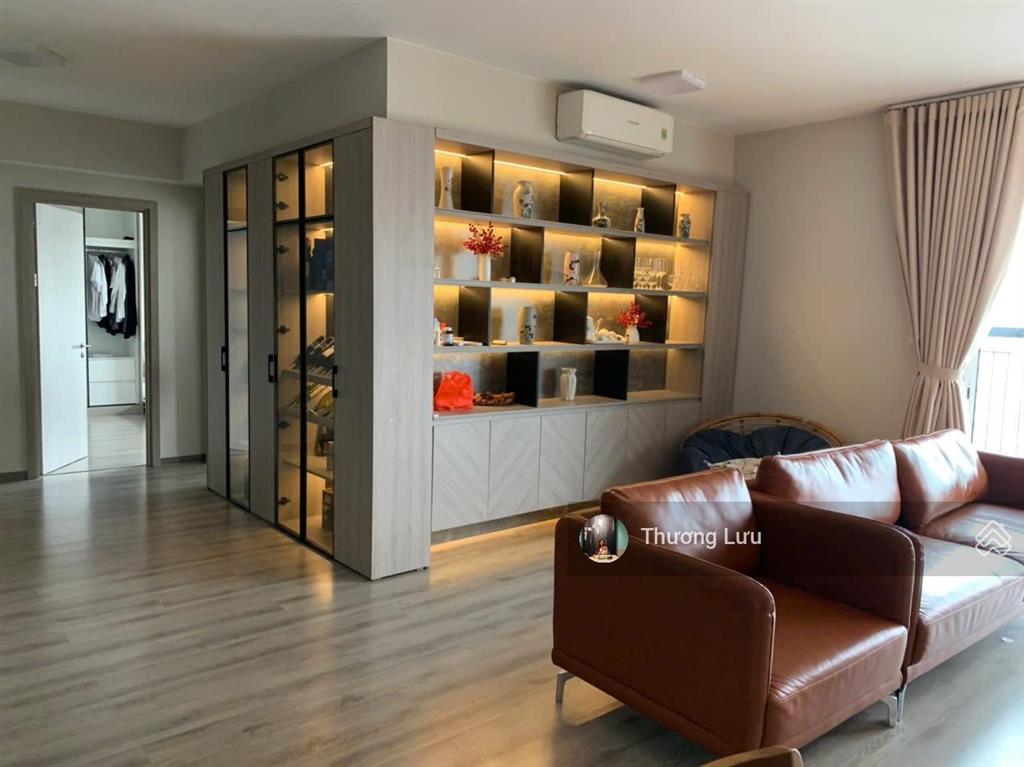 Cần bán gấp căn hộ 3pn  117m2 tại seasons avenue, full nội thất, giá thương lượng