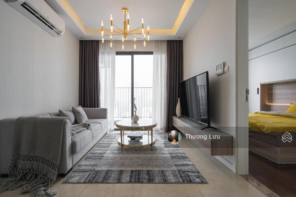 Chính chủ bán gấp 2 căn hộ vinhomes d'capitale  2pn và 3pn  view hồ