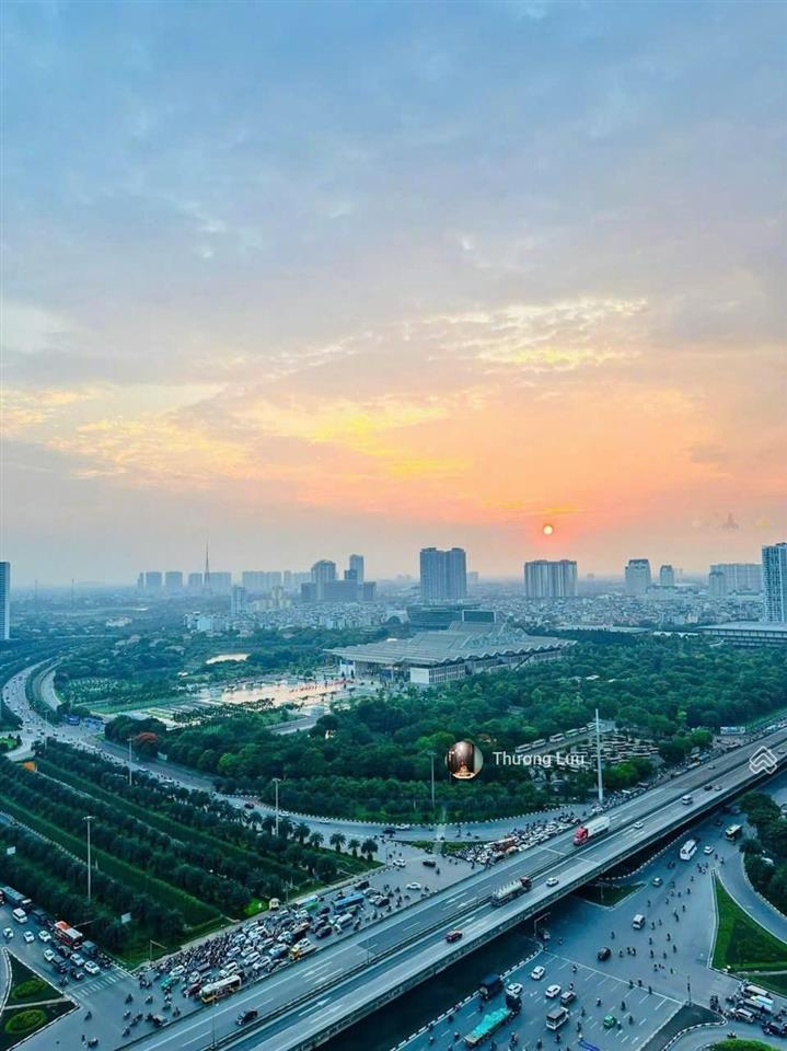 Chính chủ bán gấp 2 căn hộ vinhomes d'capitale  2pn và 3pn  view hồ