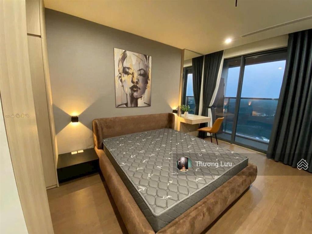 Chính chủ bán gấp 2 căn hộ vinhomes d'capitale  2pn và 3pn  view hồ