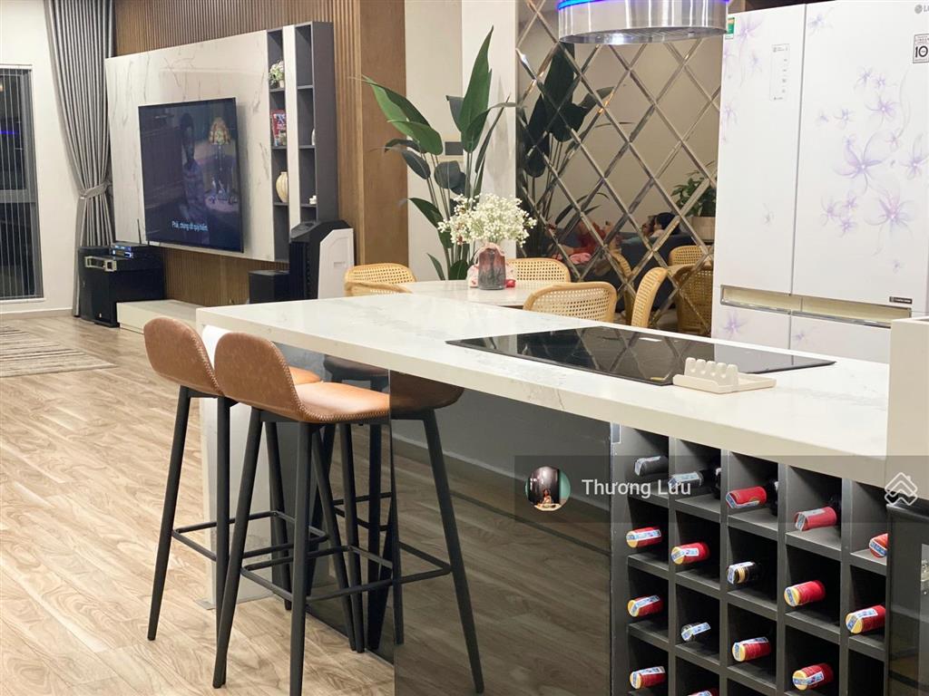 Bán căn hộ 3 phòng ngủ  137m2 tại mulberry lane, view bể bơi đẹp mát, giá tốt