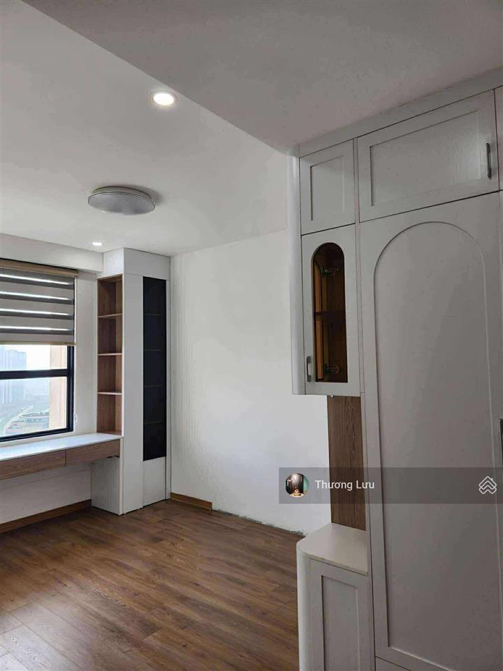 Bán căn hộ 3pn95m2 tầng trung vinhomes d'capitale, full đồ mới, giá 12.x tỷ