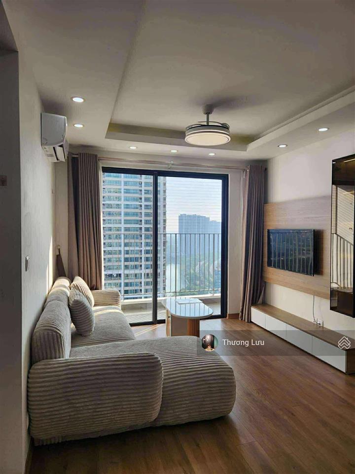 Bán căn hộ 3pn95m2 tầng trung vinhomes d'capitale, full đồ mới, giá 12.x tỷ