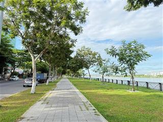 Bán lô góc 3 mặt tiền đường chương dương view trung tâm pháo hoa quốc tế đà nẵngdt 636m2 ngang 20m
