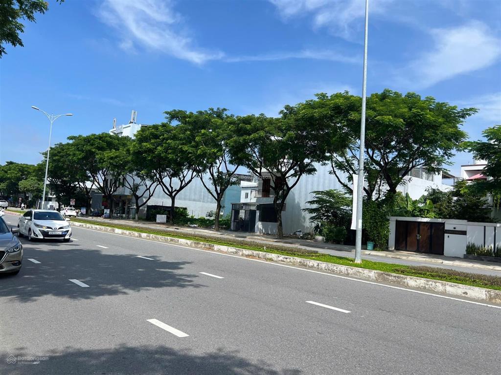 Bán cặp võ chí công sát fpt, ngay ngã 4 trần đại nghĩahoàng minh thắng gần biển  giá tốt 15,5 tỷ