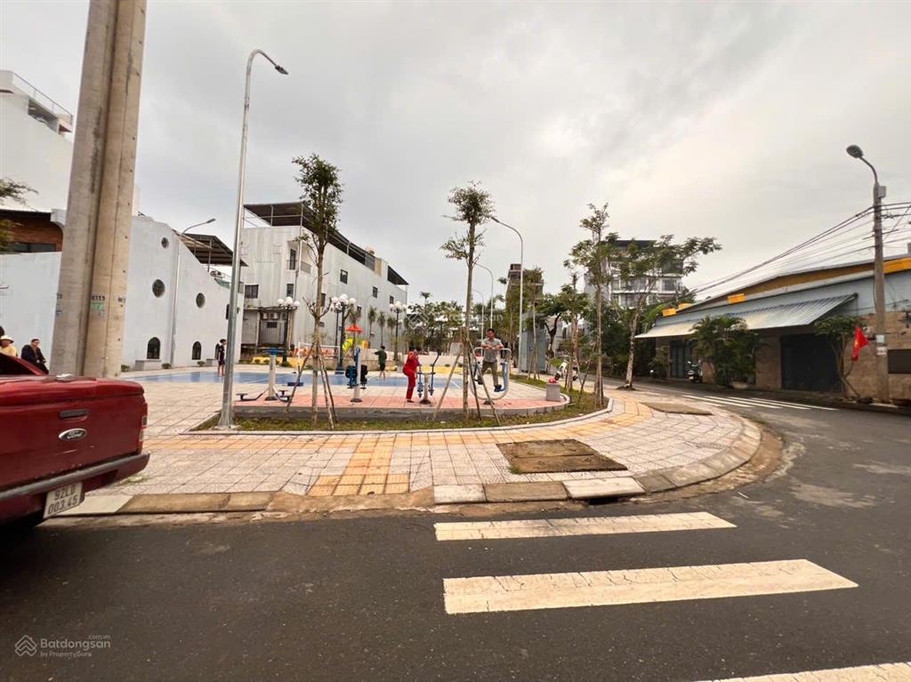 Bán nhà đẹp 2 tầng đường nguyễn hữu hào, khu nam việt á, p. ngũ hành sơn, đà nẵng  giá rẻ 8,8 tỷ