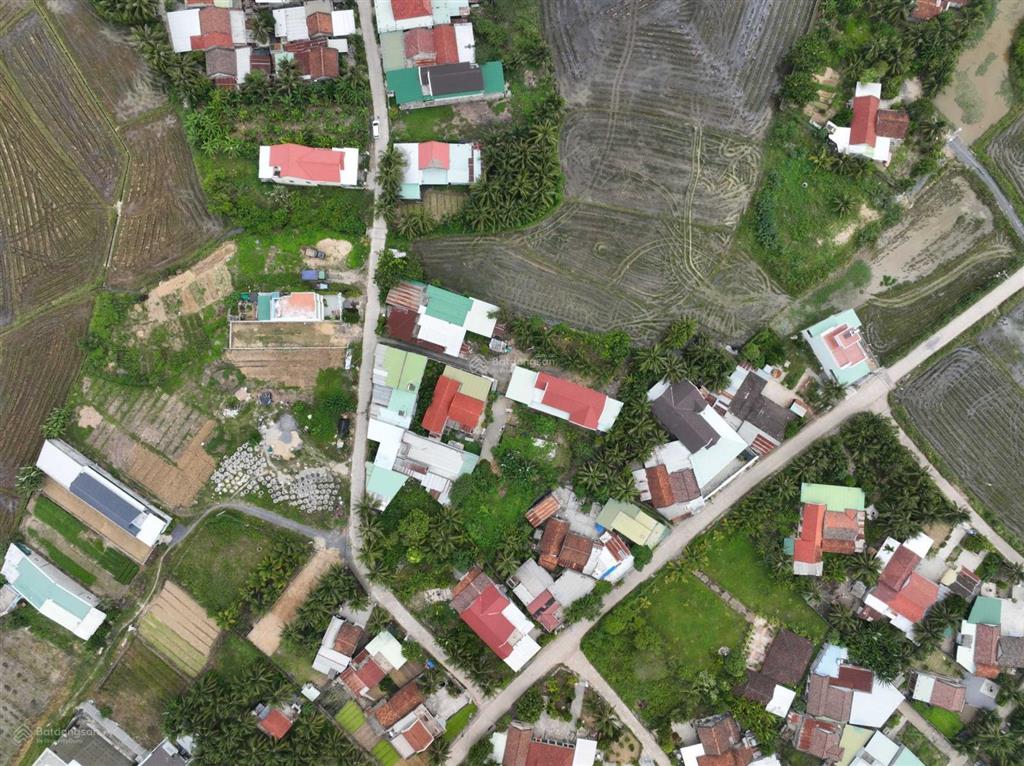 Săn ngay đất đẹp 350m² gần nha trang giá tốt, pháp lý rõ ràng!