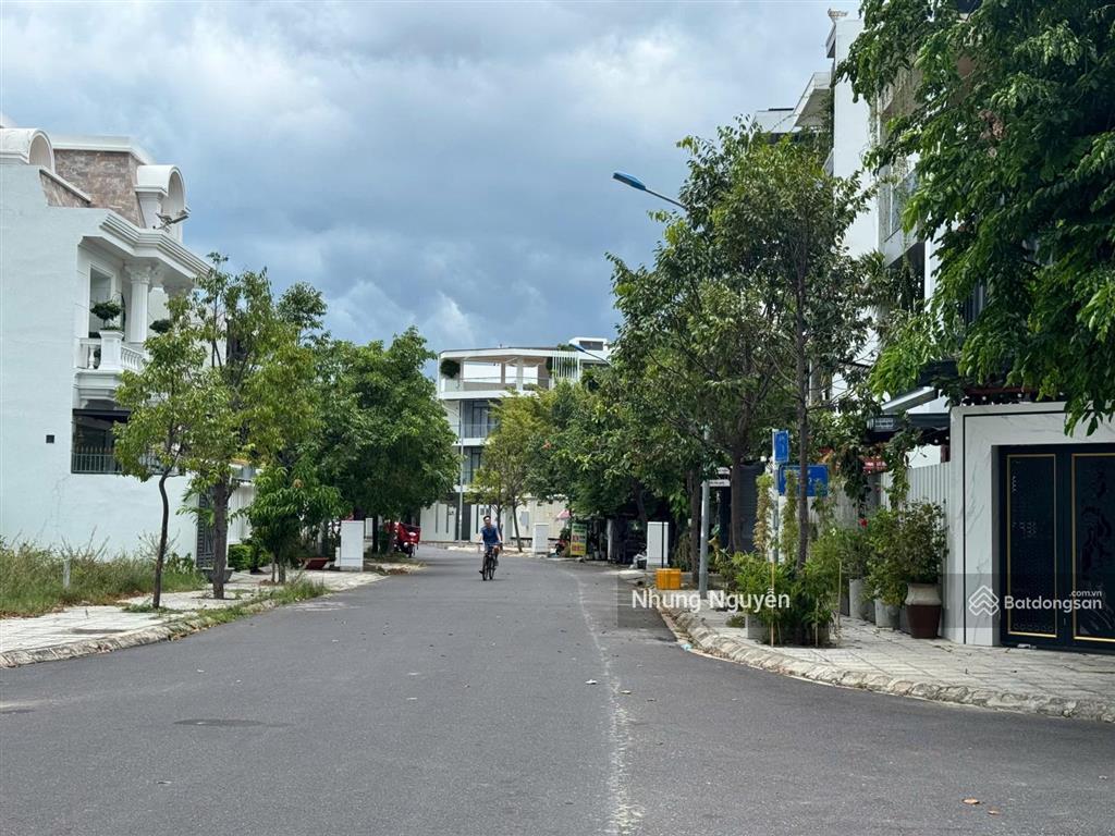 Lô góc kđt an bình tân, đối diện khu hành chính tỉnh khánh hòa. sổ đỏ cá nhân xây dựng tự do