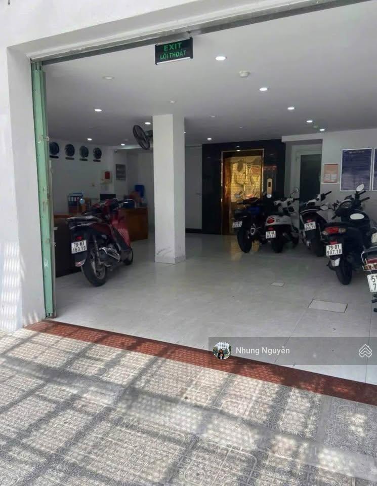 Chỉ 20tỷ sở hữu tòa căn hộ trung tâm nha trang 12 phòng dthu ổn định 60tr/tháng