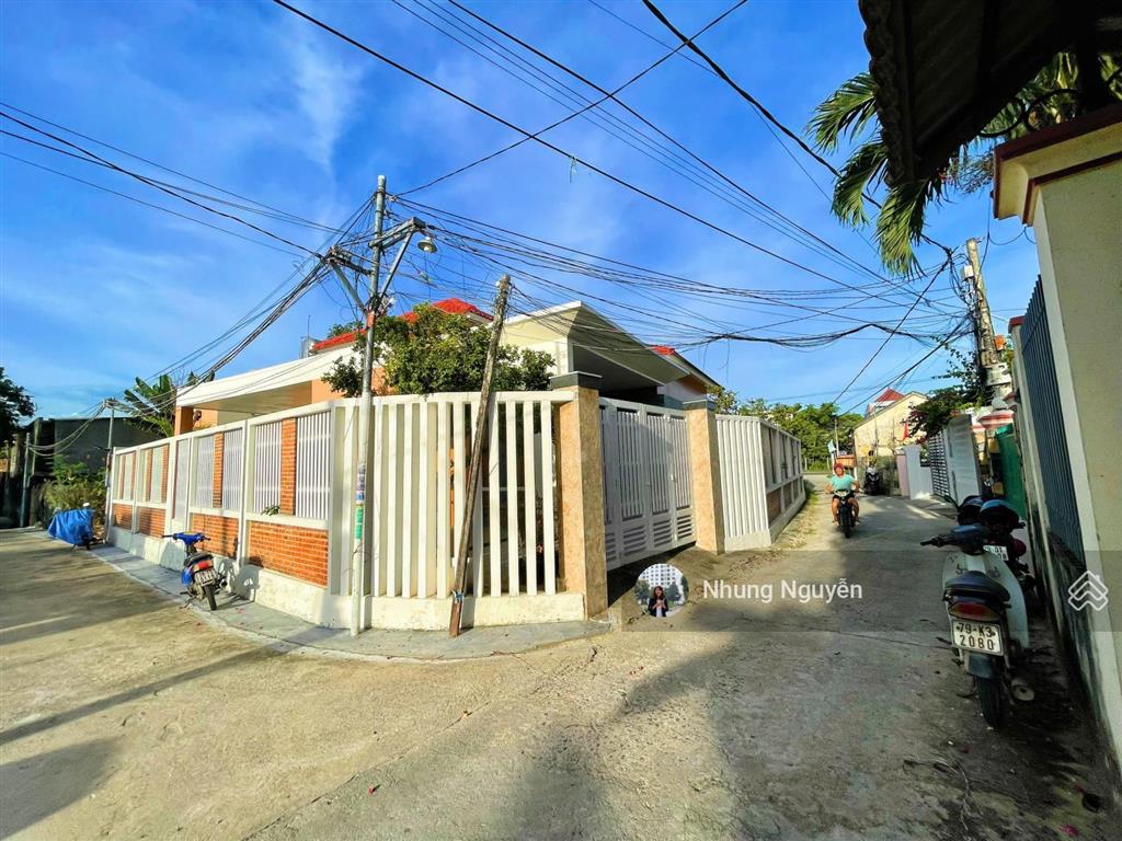 Sót 1 lô đất diên an cạnh chợ giá chỉ 1,550 tỷ
