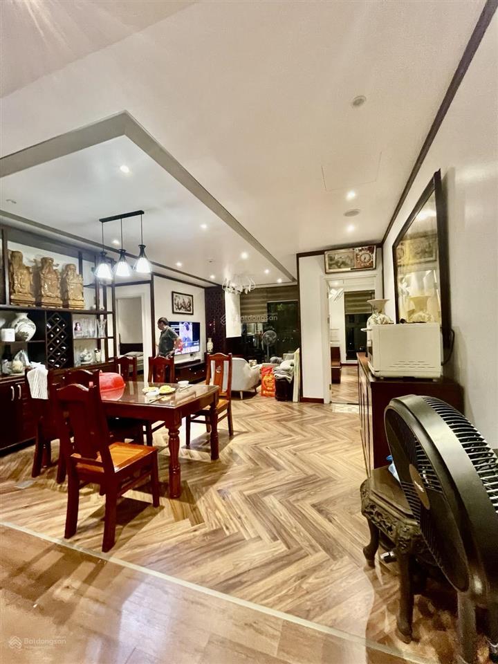 Căn hộ lô góc tầng 29 king palace 125m2 hoàn thiện đẳng cấp giá 13,8 tỷ đẳng cấp thượng lưu