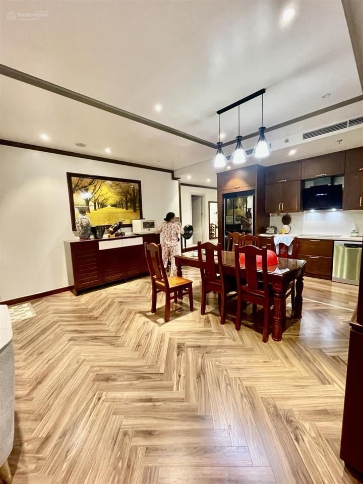 Căn hộ lô góc tầng 29 king palace 125m2 hoàn thiện đẳng cấp giá 13,8 tỷ đẳng cấp thượng lưu