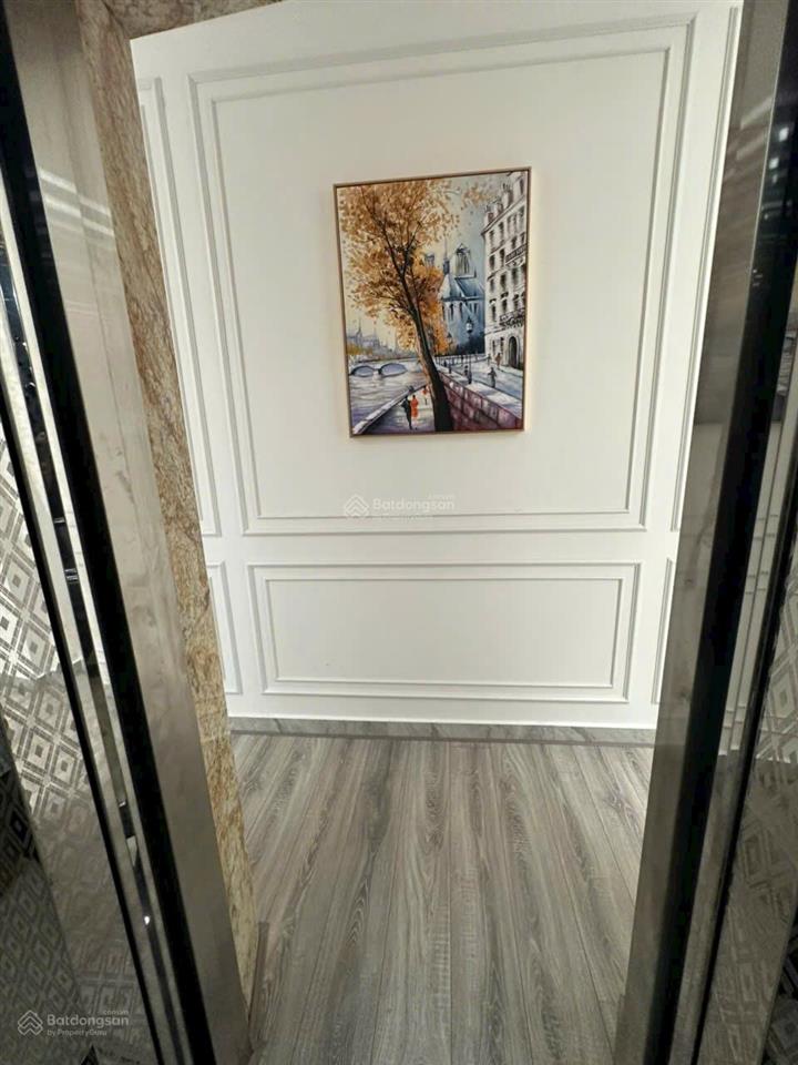 Dòng tiền 168tr/th  tòa chdv khu phố đi bộ phan xích long, p2 (5,6x23m) hầm 5 tầng tm, chỉ 22.6 tỷ