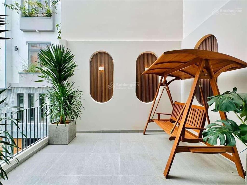 Khu biệt thự hxh 8m vip nhất nam kỳ khởi nghĩa, q3  7,5x15m, 4 tầng hđt 80tr/th , giá 32,5 tỷ