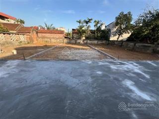 Bán lô đất 100m2 full thổ cư tại phú cát, quốc oai, đất vuông đẹp, sdcc, ô tô vào