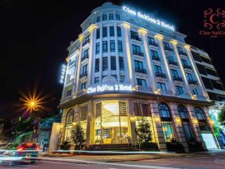 Giảm 7 tỷ bán gấp ks căn góc đường cửu long đối diện sân bay tân sơn nhất. hầm 7 tầng, hdt 180tr