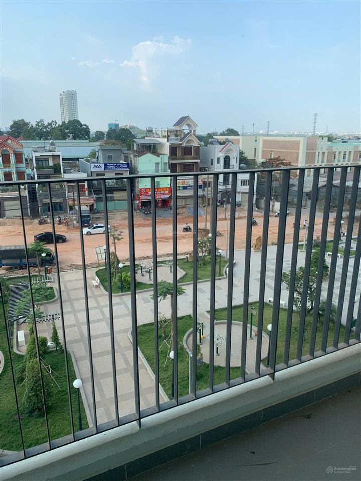 Bán gấp bcons plaza 2pn 57m2 view thống nhất giá 1.920 tỷ. bao sang tên. nhà mới