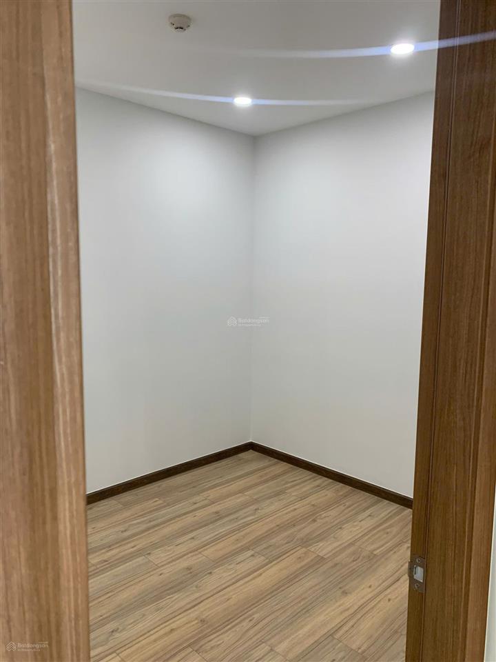 Bán gấp bcons plaza 2pn 57m2 view thống nhất giá 1.920 tỷ. bao sang tên. nhà mới