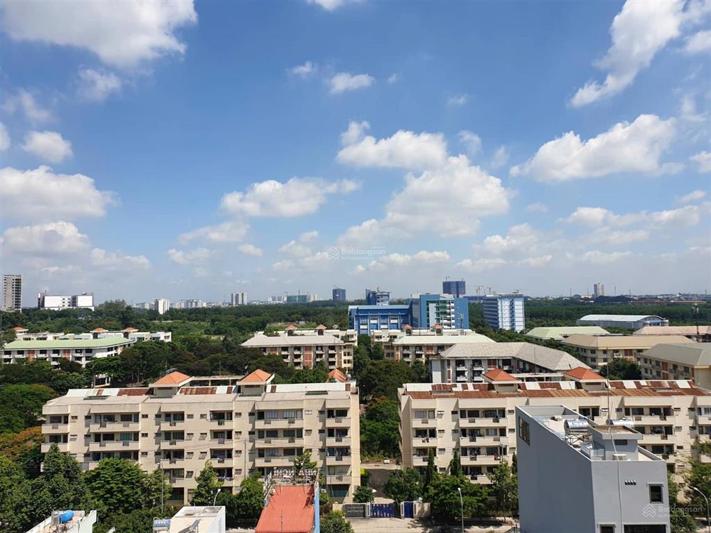 Bán căn góc 51m2 2pn/2wc duy nhất bcons miền đông view hồ đá. tầng đẹp. giá 2.050 tỷ. bao sang tên
